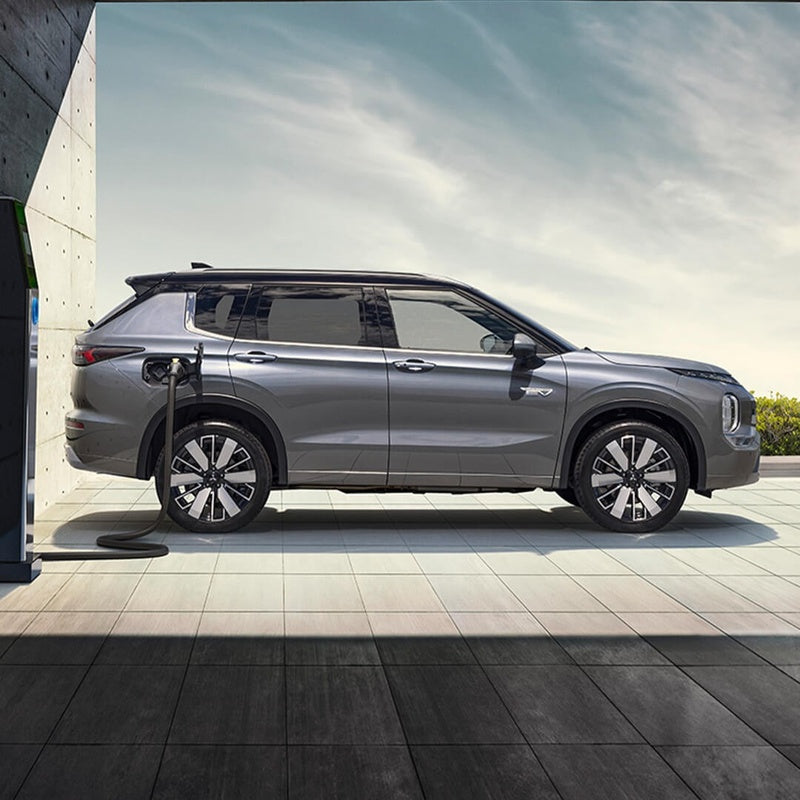 Outlander Hybrid Fleet Service Package